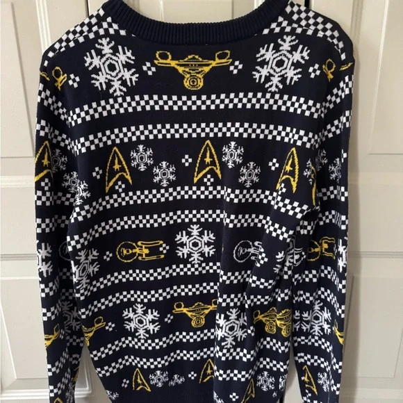 Star Trek Navy and Yellow Sweater - Picture 2 of 4